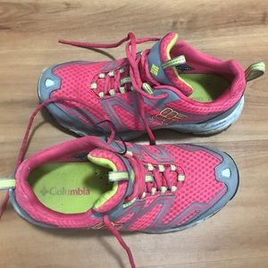 Hiking boots/shoes Columbia